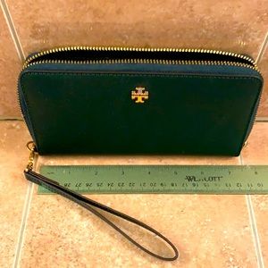 Beautiful deep green TB wristlet wallet